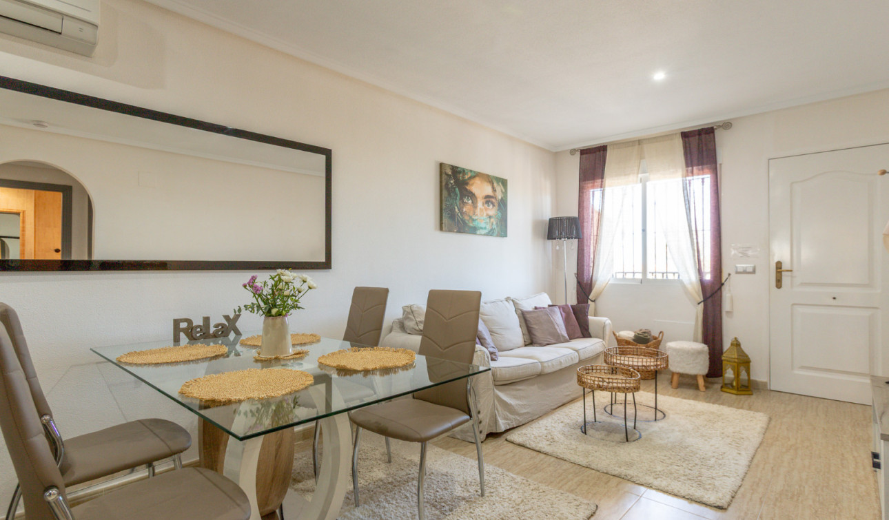 Resale - Apartment / Flat - Orihuela Costa - Villamartín