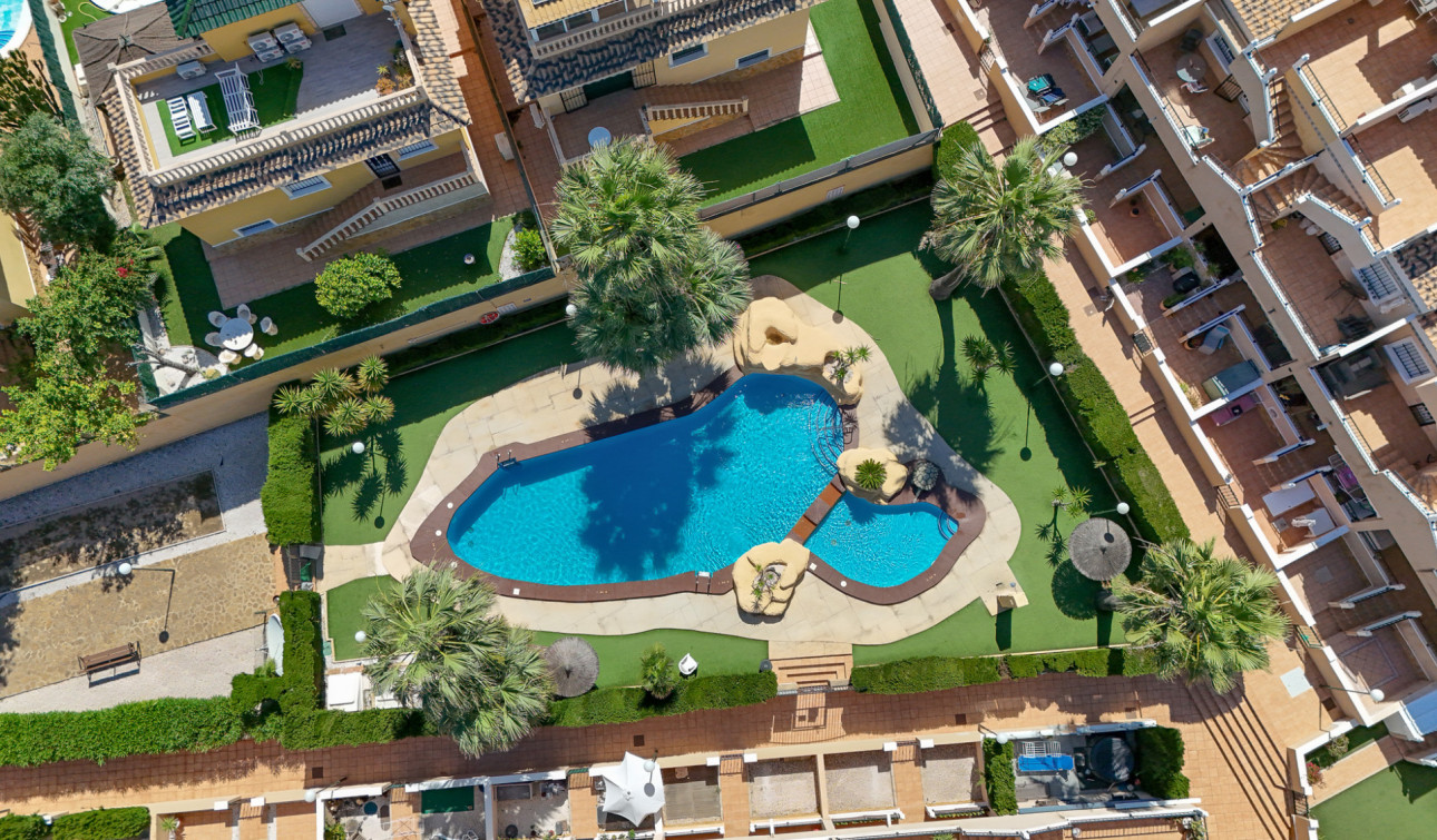 Resale - Apartment / Flat - Orihuela Costa - Villamartín