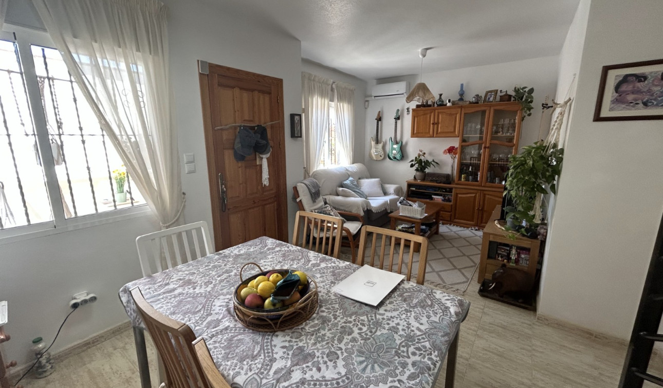Resale - Apartment / Flat - Orihuela Costa - Villamartín