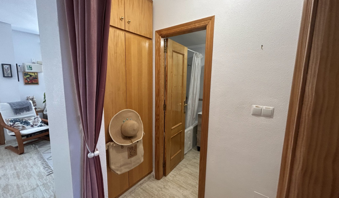 Resale - Apartment / Flat - Orihuela Costa - Villamartín