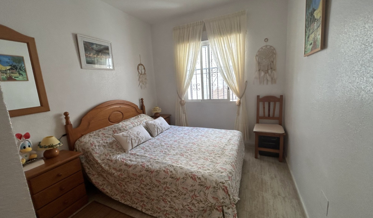 Resale - Apartment / Flat - Orihuela Costa - Villamartín