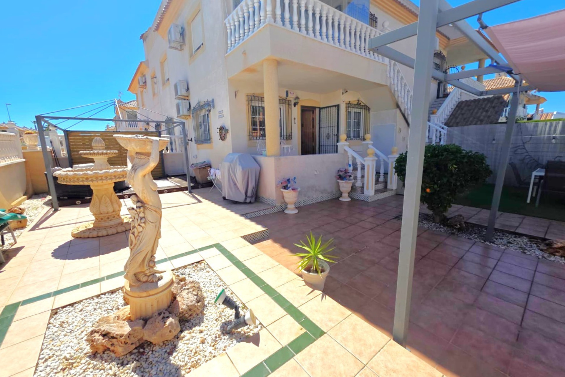 Resale - Apartment / Flat - Orihuela Costa - Villamartín