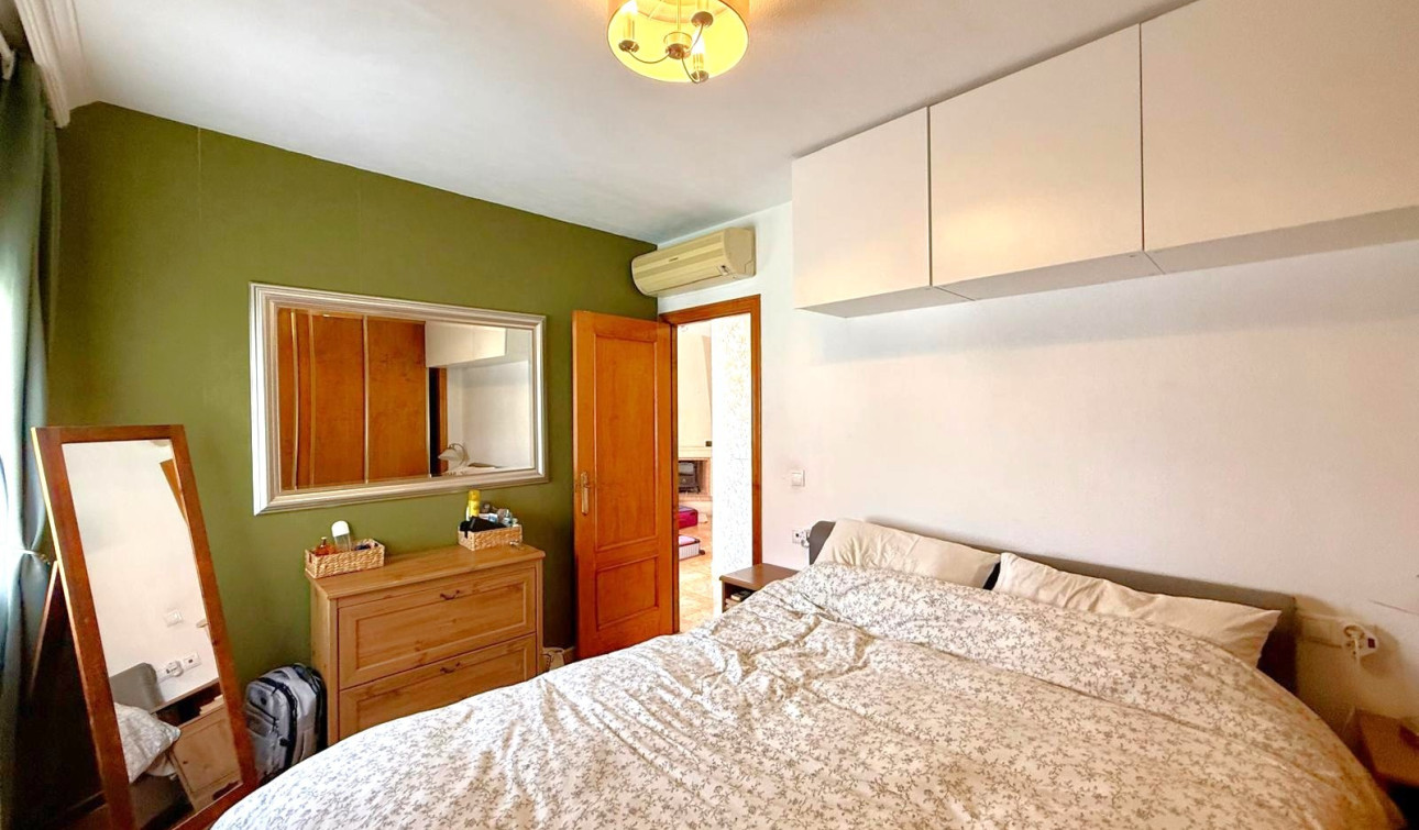 Resale - Apartment / Flat - Orihuela Costa - Villamartín