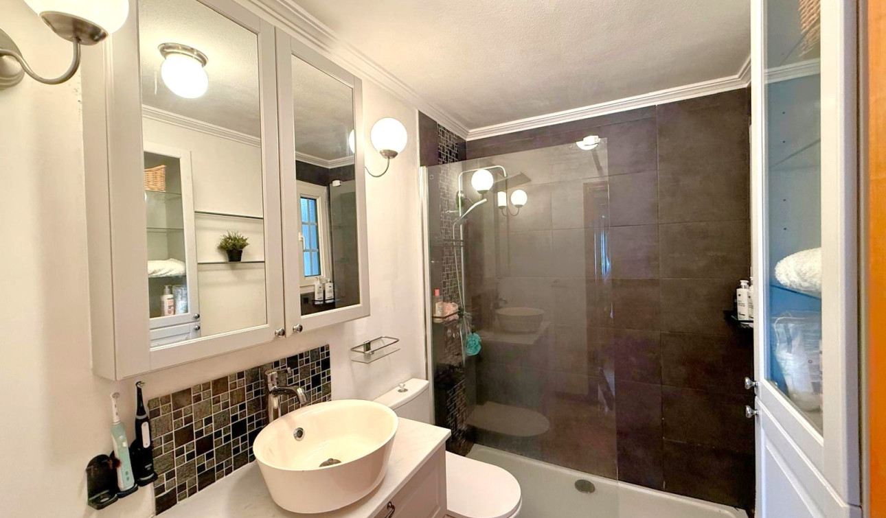 Resale - Apartment / Flat - Orihuela Costa - Villamartín