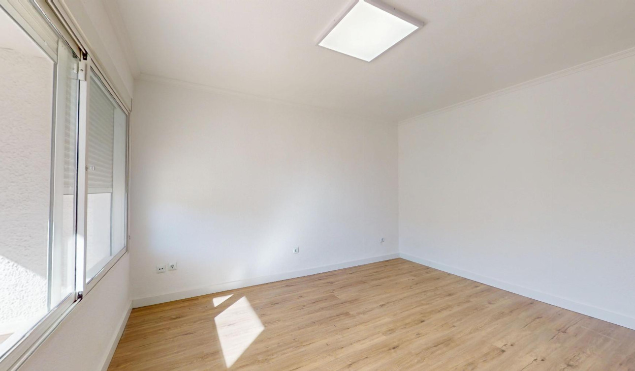 Resale - Apartment / Flat - Orihuela Costa - Villamartín