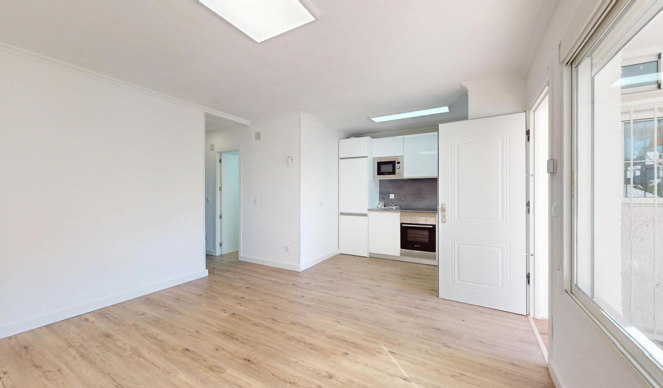 Resale - Apartment / Flat - Orihuela Costa - Villamartín