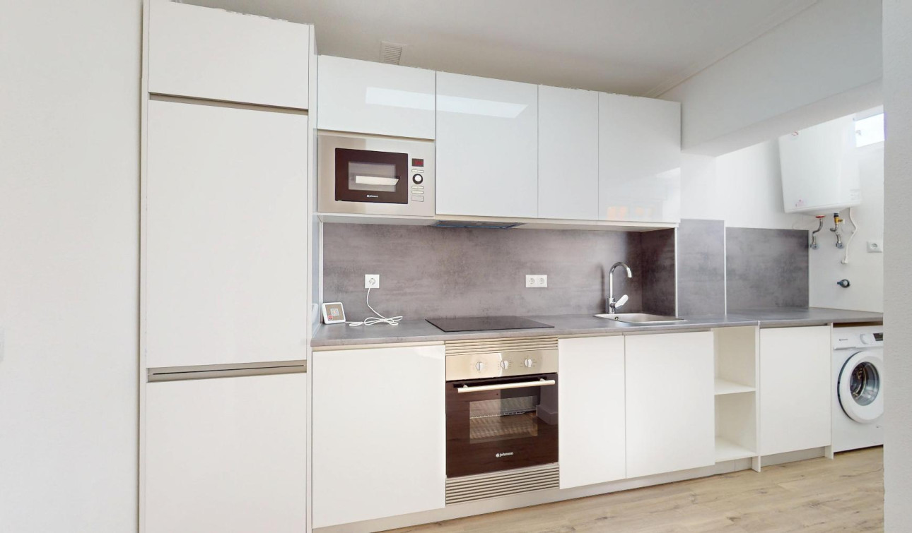 Resale - Apartment / Flat - Orihuela Costa - Villamartín