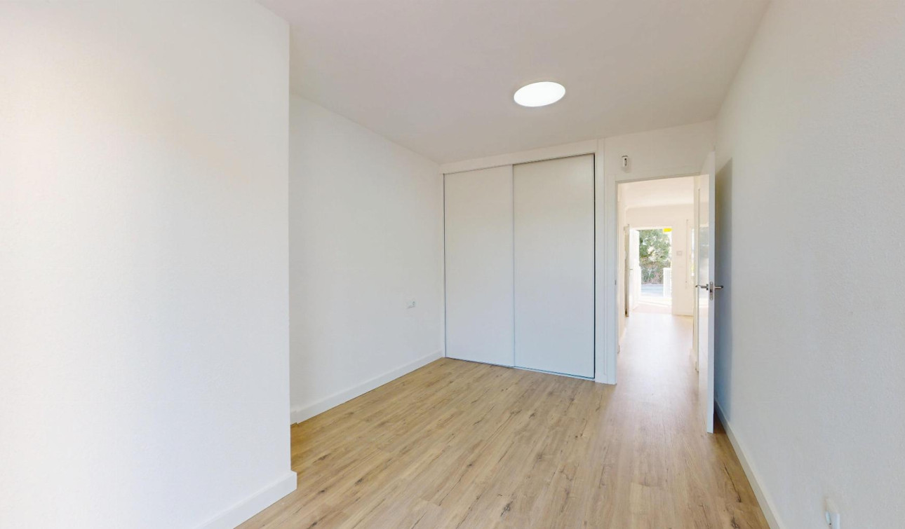 Resale - Apartment / Flat - Orihuela Costa - Villamartín