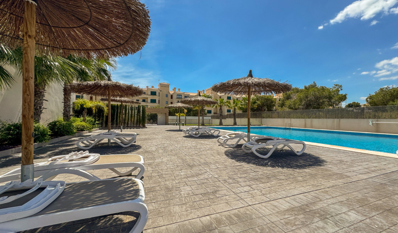 Resale - Apartment / Flat - Orihuela Costa - Villamartín