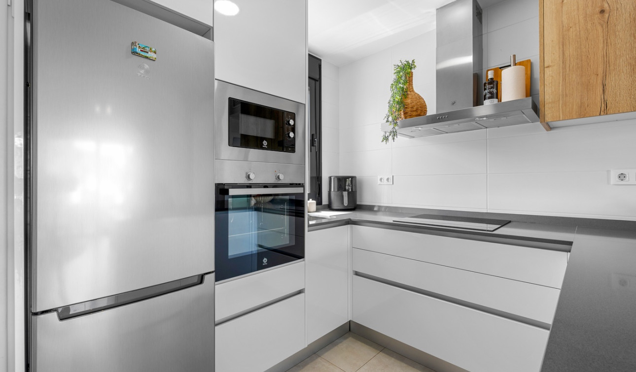 Resale - Apartment / Flat - Orihuela Costa - Villamartín