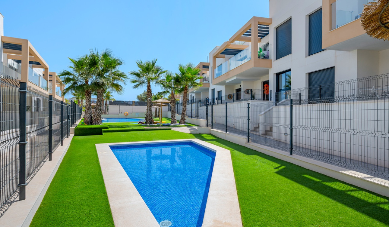 Resale - Apartment / Flat - Orihuela Costa - Villamartín