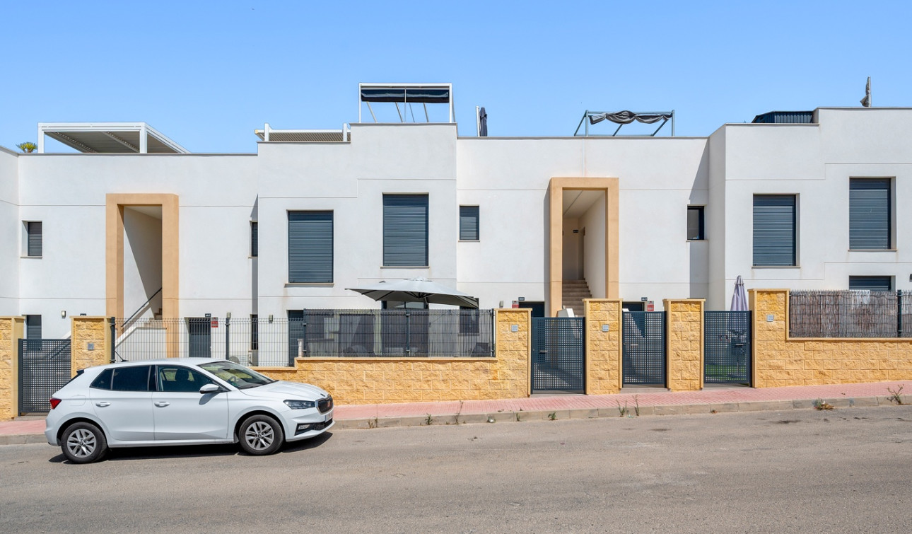 Resale - Apartment / Flat - Orihuela Costa - Villamartín
