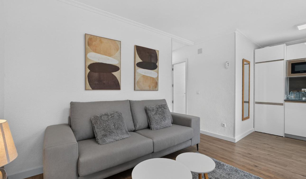 Resale - Apartment / Flat - Orihuela Costa - Villamartín