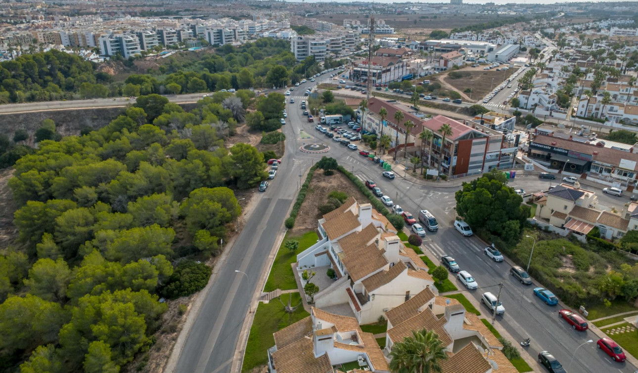 Resale - Apartment / Flat - Orihuela Costa - Villamartín