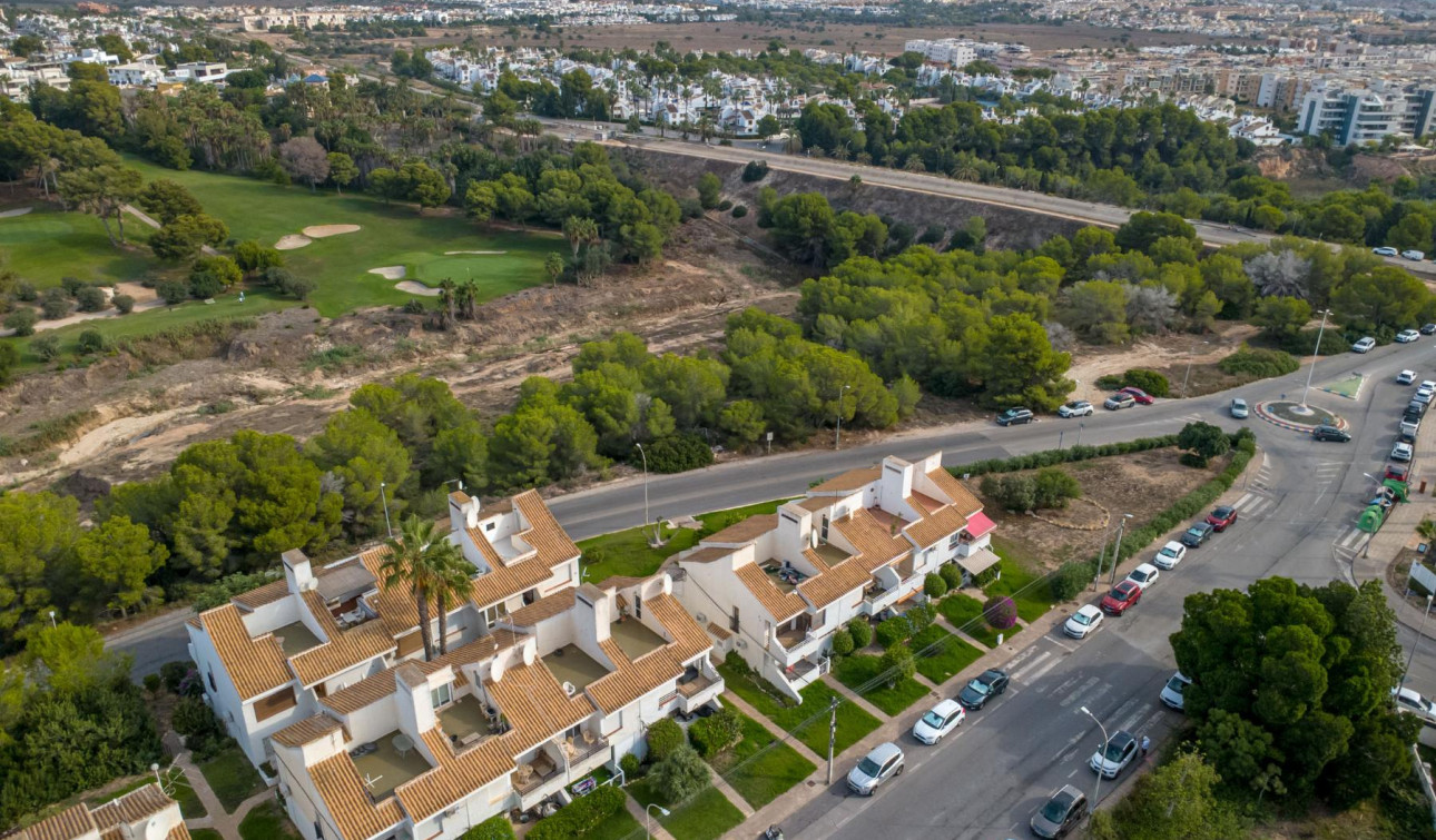 Resale - Apartment / Flat - Orihuela Costa - Villamartín