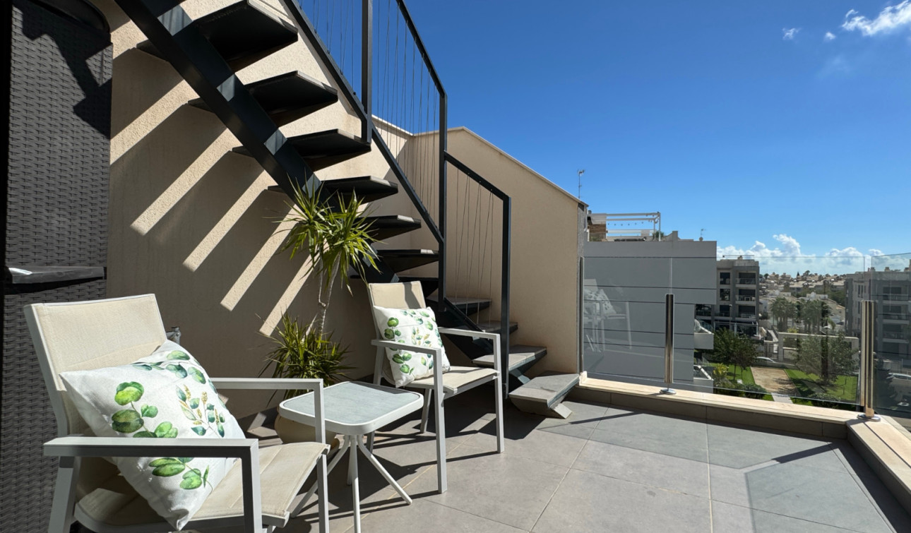 Resale - Apartment / Flat - Orihuela Costa - Villamartín