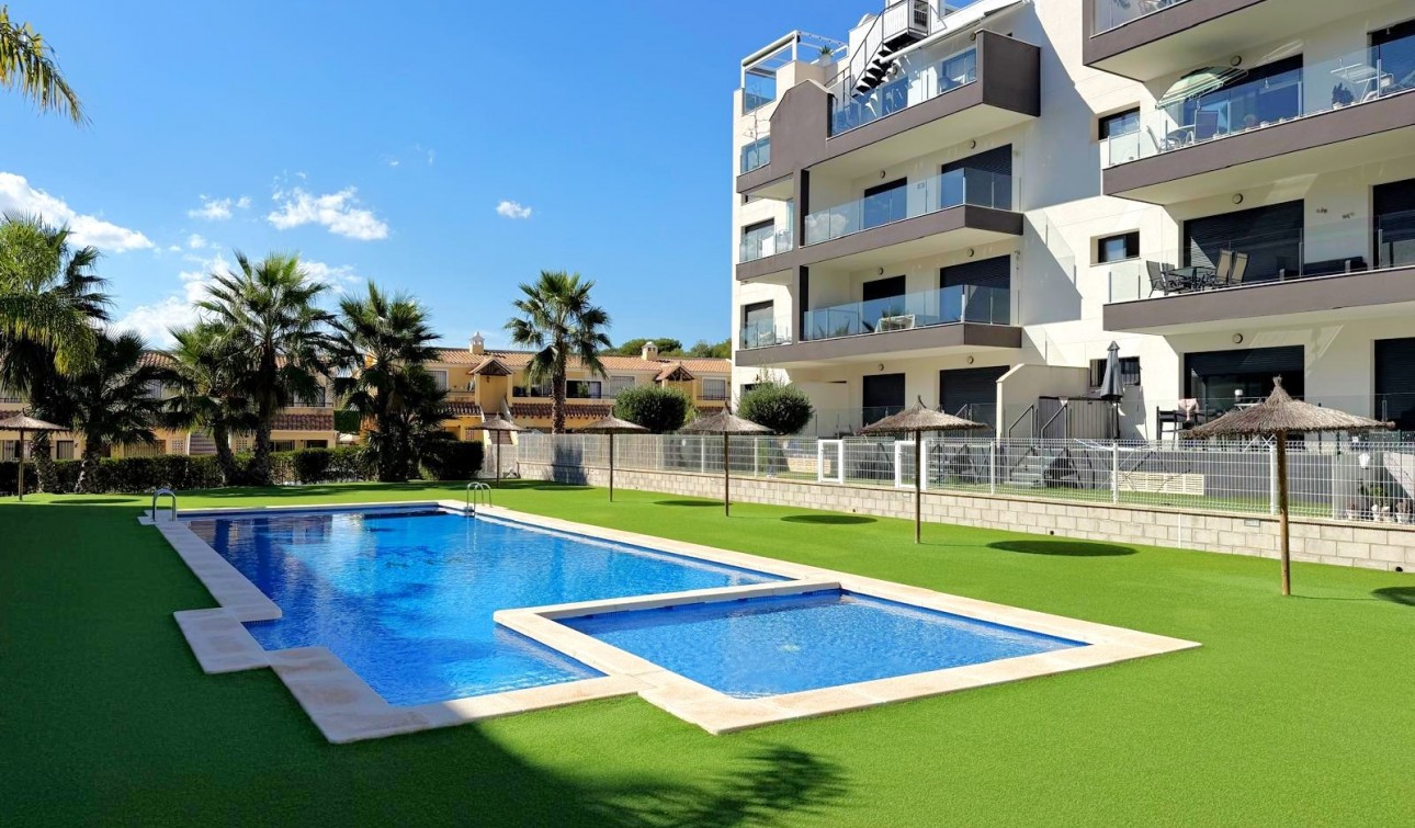 Resale - Apartment / Flat - Orihuela Costa - Villamartín