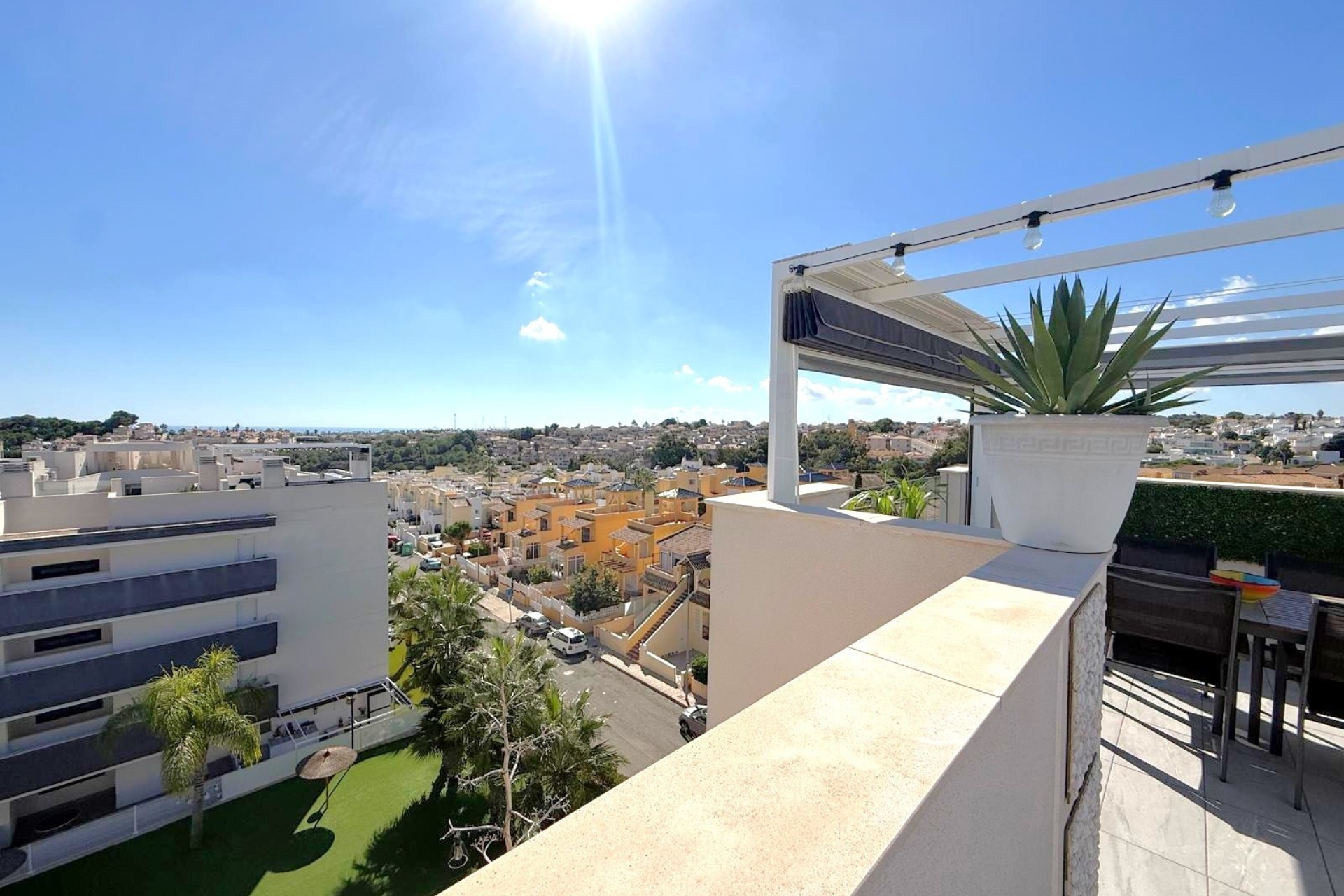 Resale - Apartment / Flat - Orihuela Costa - Villamartín
