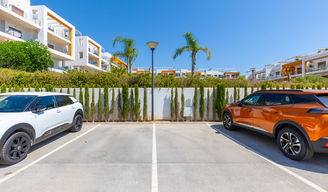 Resale - Apartment / Flat - Orihuela Costa - Villamartín