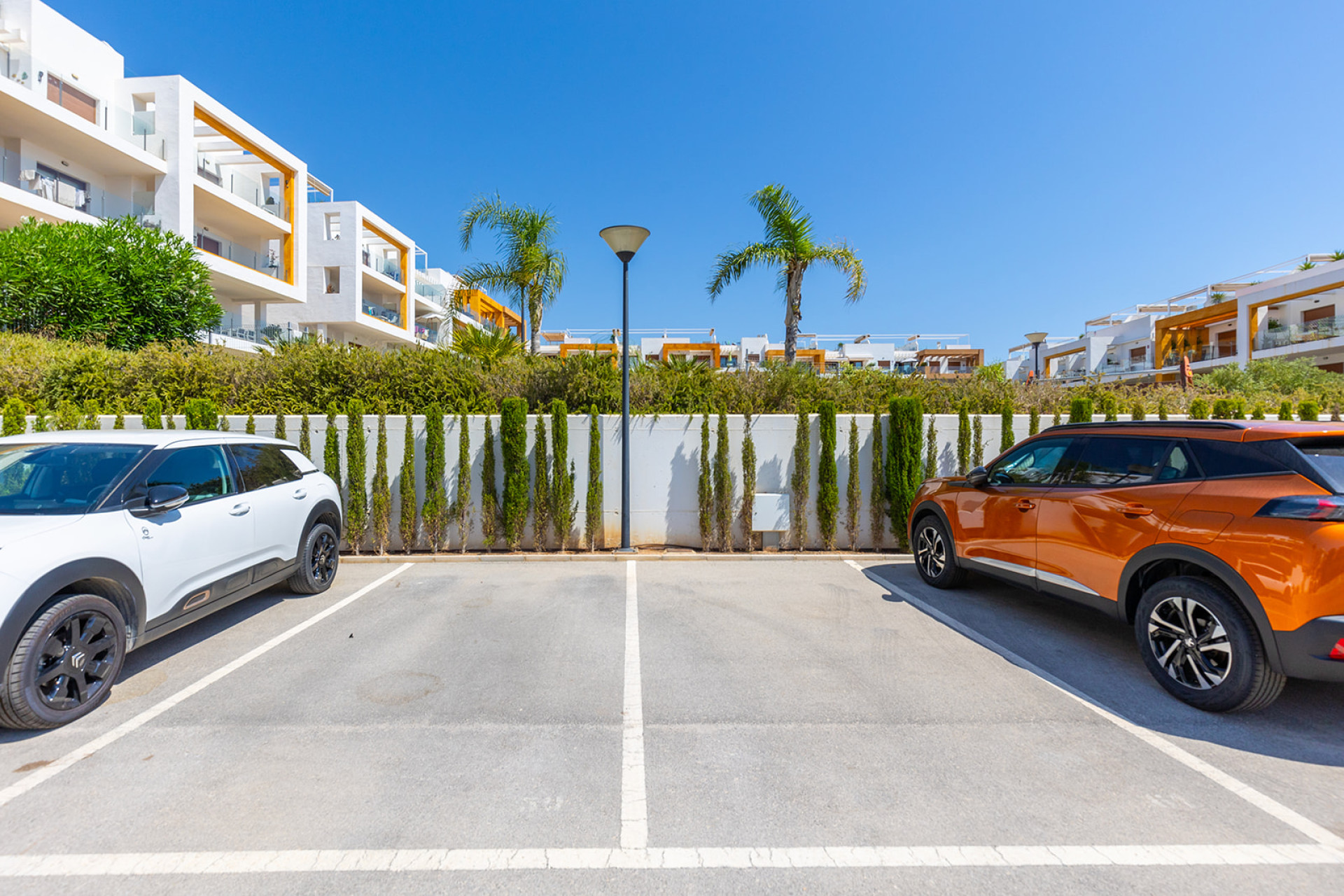 Resale - Apartment / Flat - Orihuela Costa - Villamartín