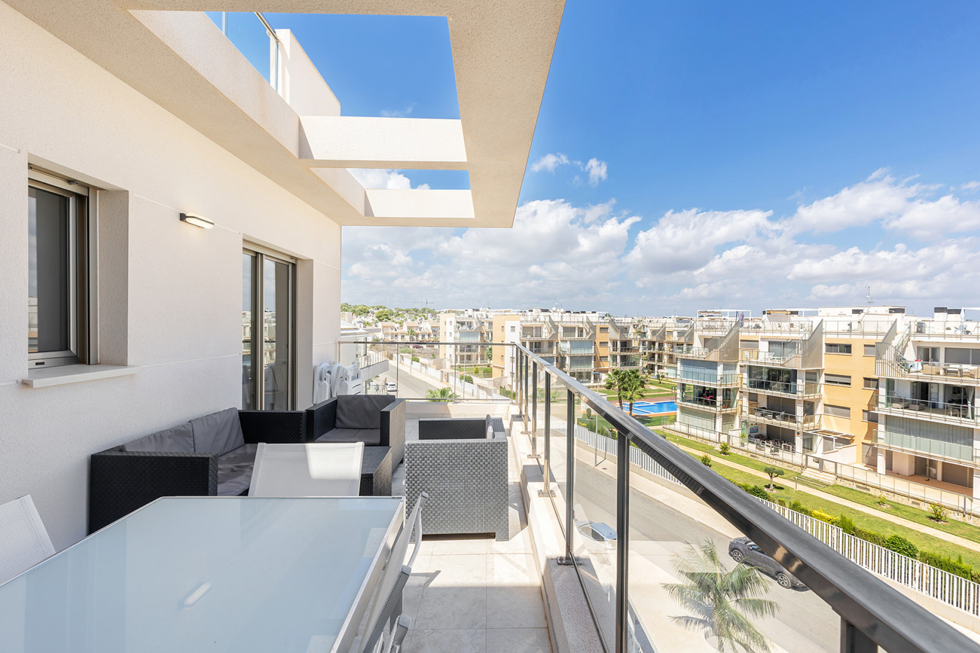 Resale - Apartment / Flat - Orihuela Costa - Villamartín