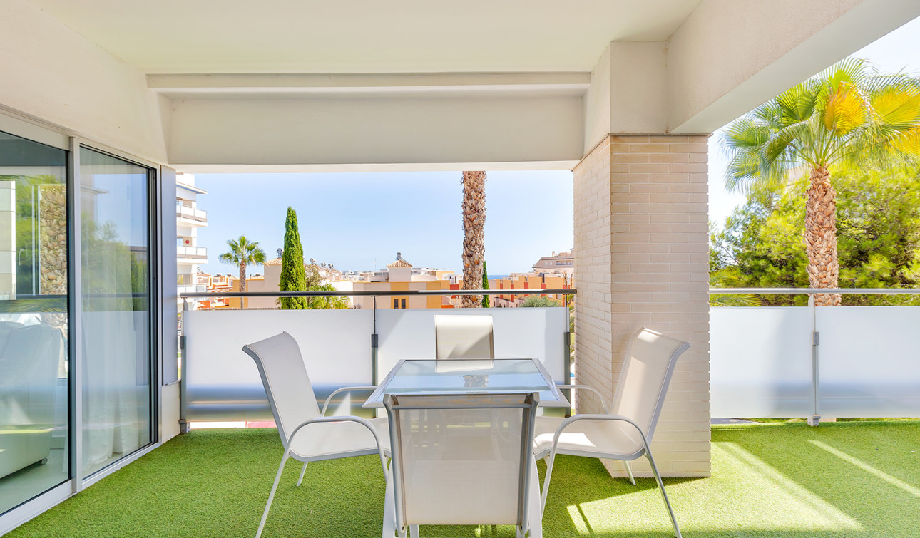 Resale - Apartment / Flat - Orihuela Costa - Villamartín