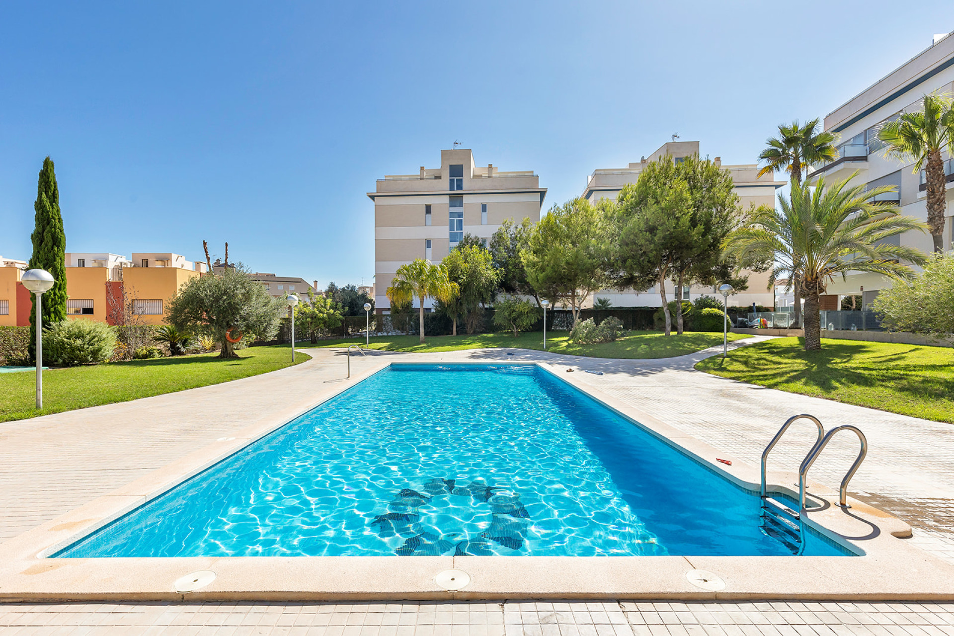 Resale - Apartment / Flat - Orihuela Costa - Villamartín