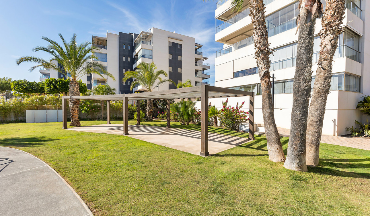 Resale - Apartment / Flat - Orihuela Costa - Villamartín