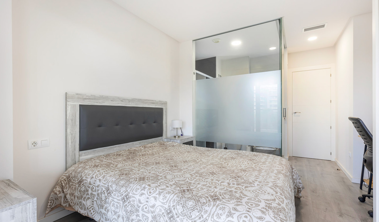 Resale - Apartment / Flat - Orihuela Costa - Villamartín