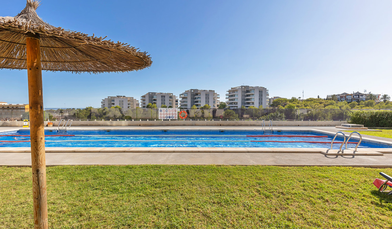 Resale - Apartment / Flat - Orihuela Costa - Villamartín