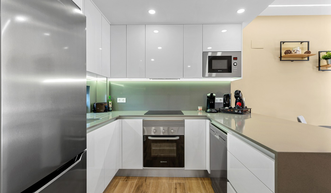 Resale - Apartment / Flat - Orihuela Costa - Villamartín