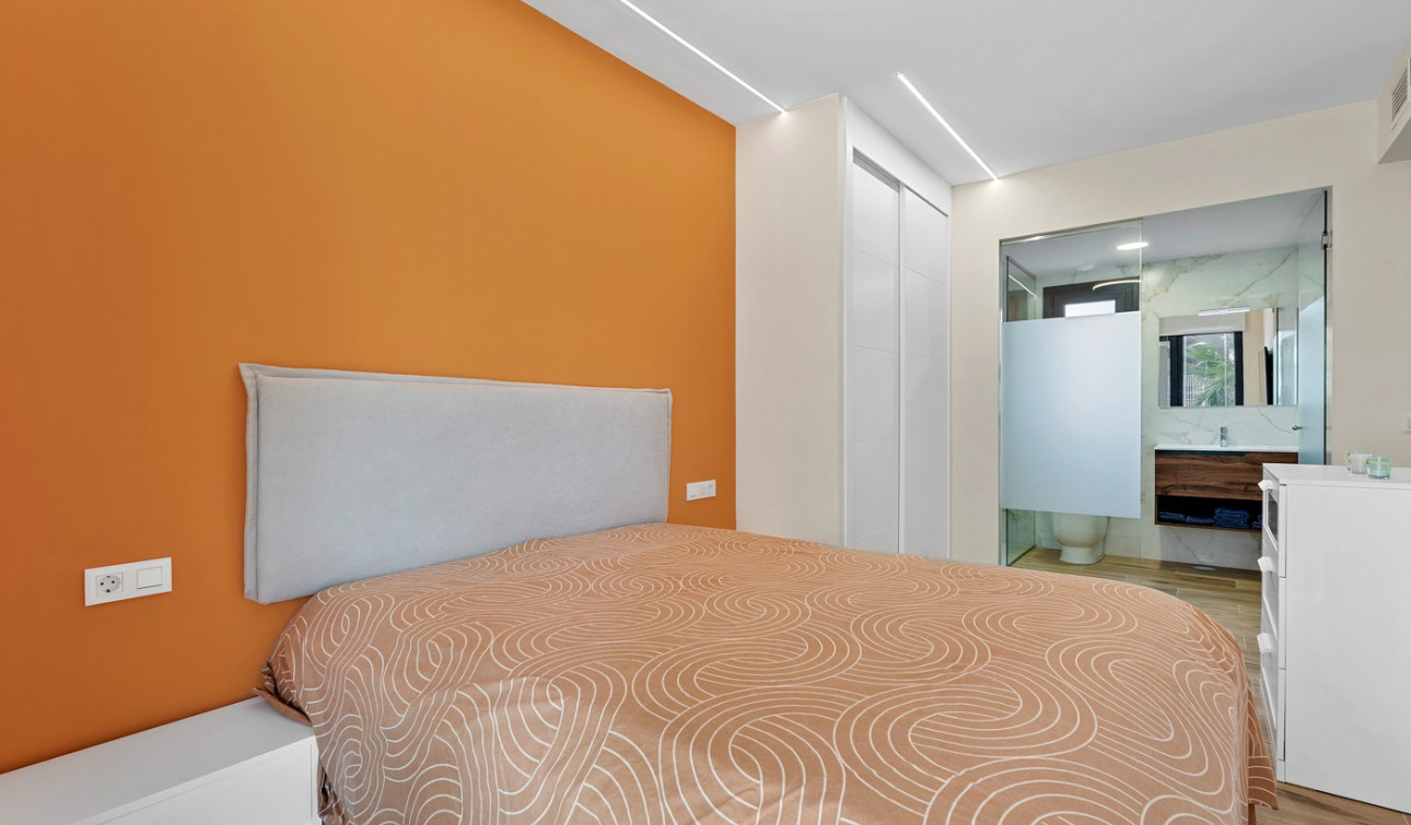 Resale - Apartment / Flat - Orihuela Costa - Villamartín