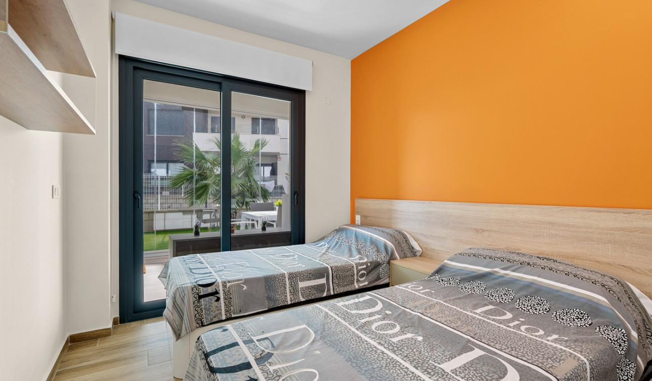 Resale - Apartment / Flat - Orihuela Costa - Villamartín