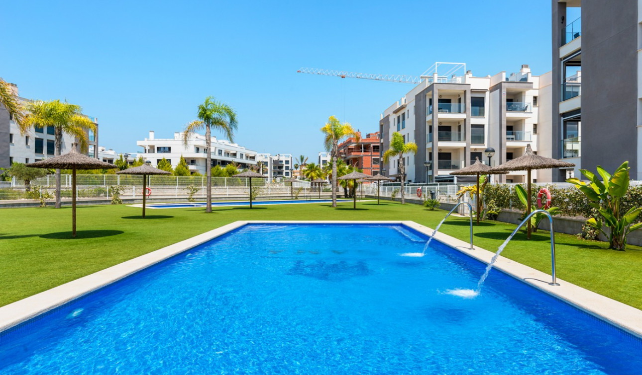 Resale - Apartment / Flat - Orihuela Costa - Villamartin*