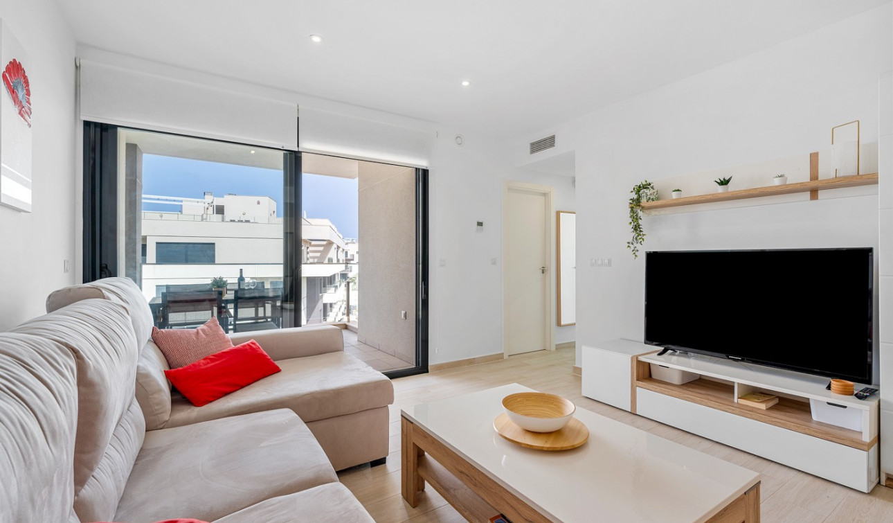 Resale - Apartment / Flat - Orihuela Costa - Villamartin*