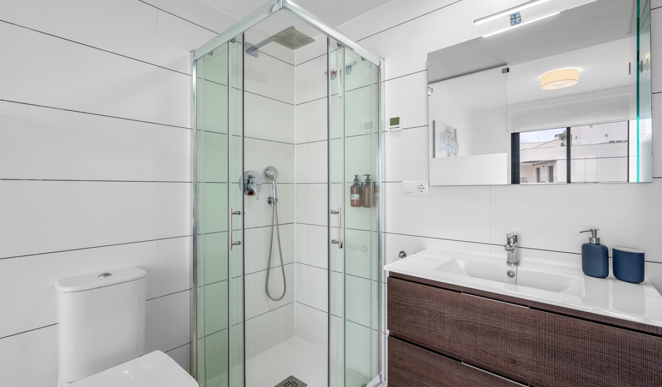 Resale - Apartment / Flat - Orihuela Costa - Villamartin*