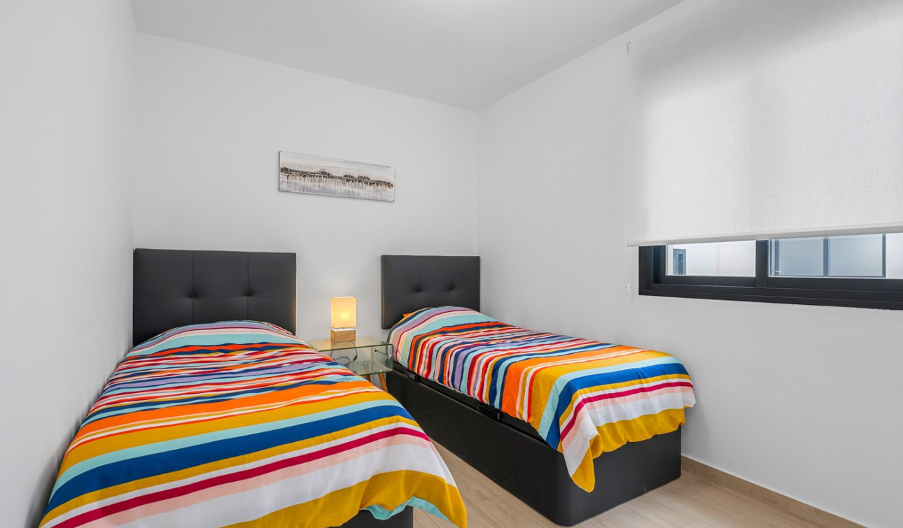 Resale - Apartment / Flat - Orihuela Costa - Villamartin*