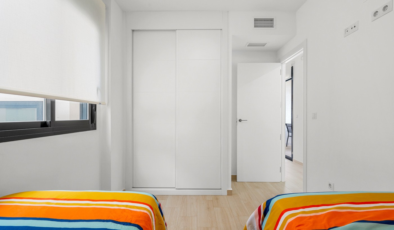 Resale - Apartment / Flat - Orihuela Costa - Villamartin*