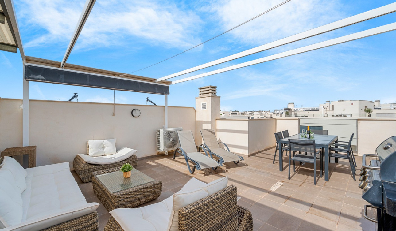 Resale - Apartment / Flat - Orihuela Costa - Villamartin*