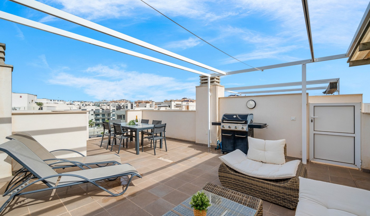 Resale - Apartment / Flat - Orihuela Costa - Villamartin*