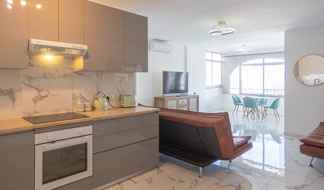 Resale - Apartment / Flat - Orihuela Costa - Villamartín