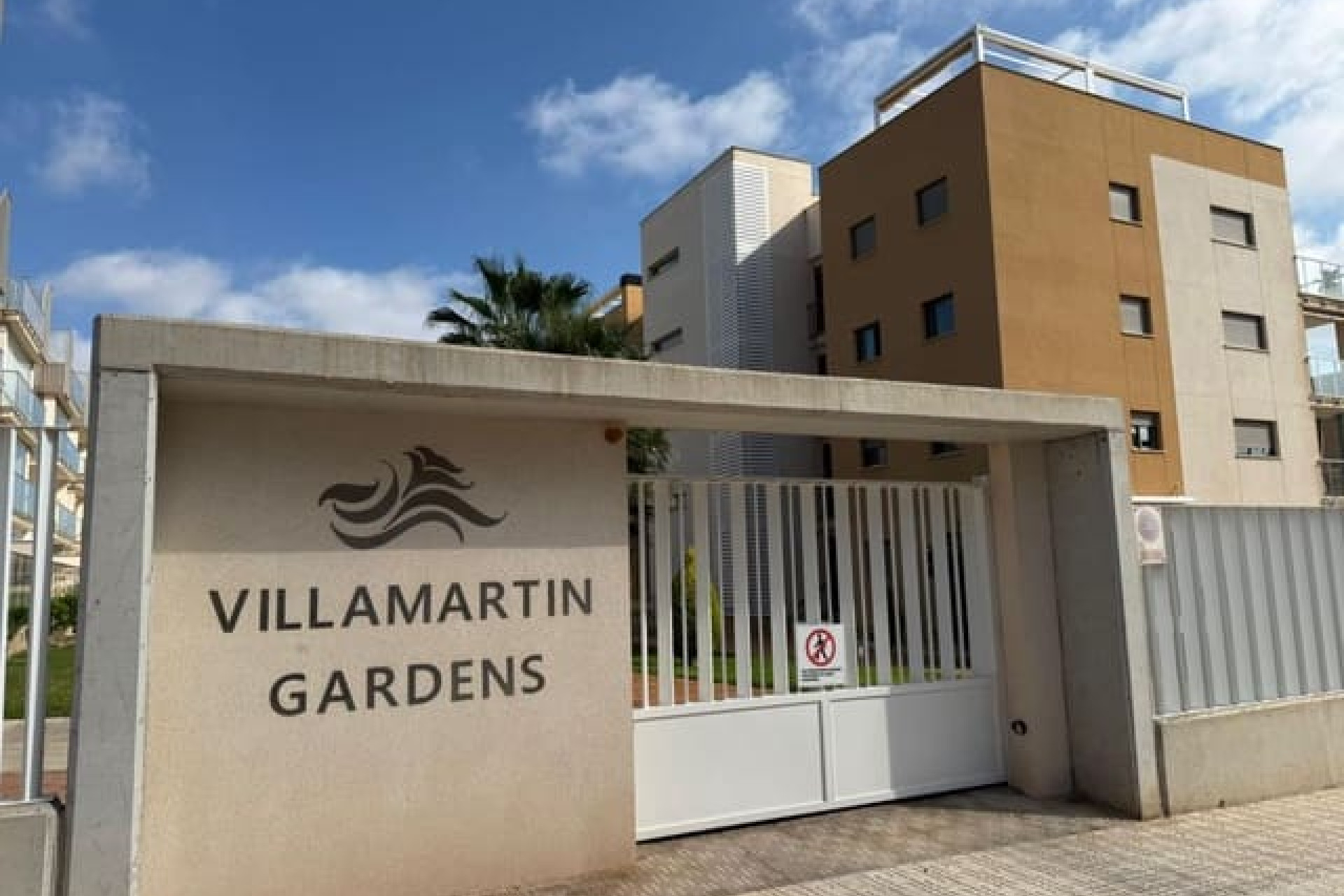 Resale - Apartment / Flat - Orihuela Costa