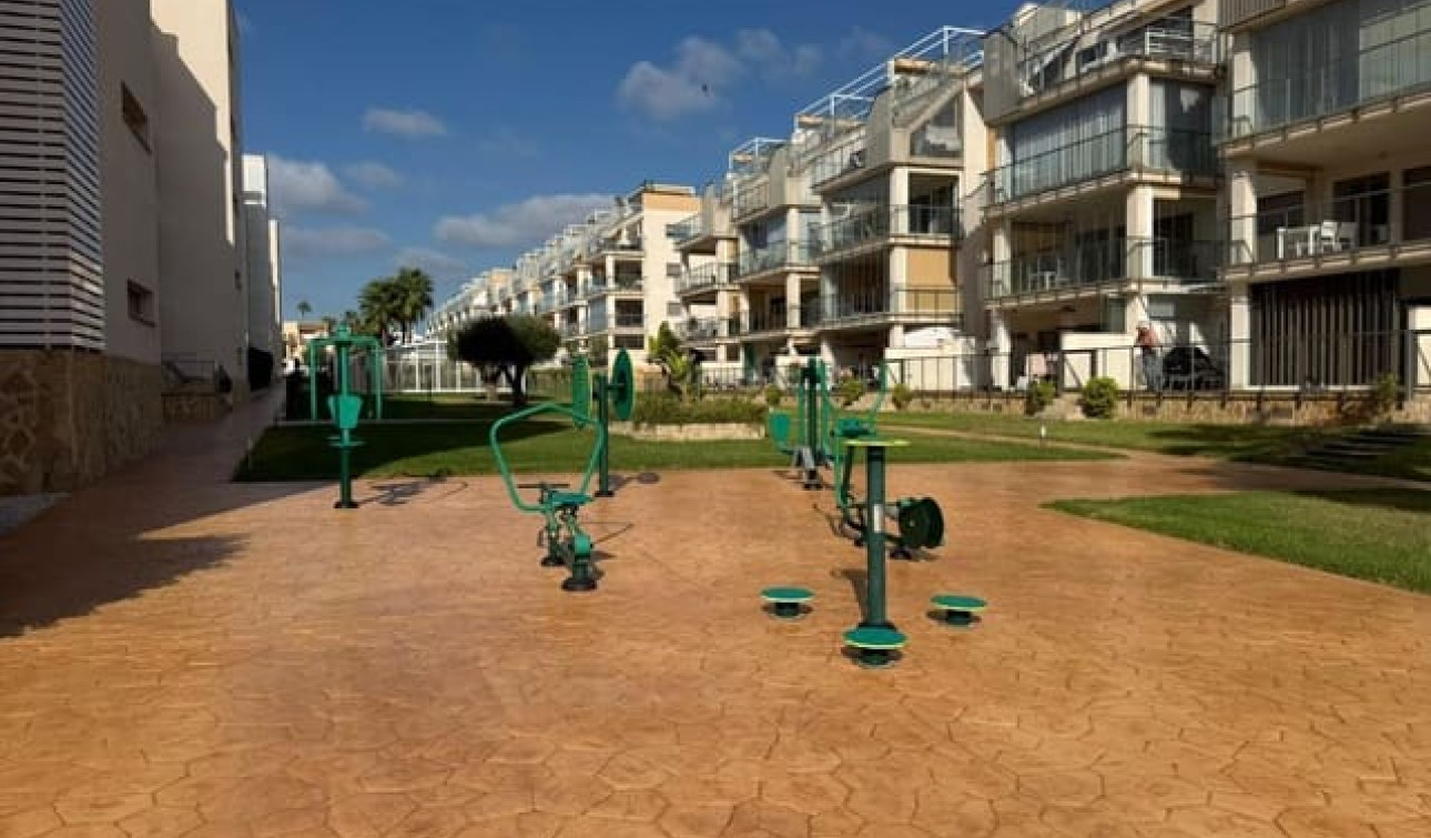 Resale - Apartment / Flat - Orihuela Costa