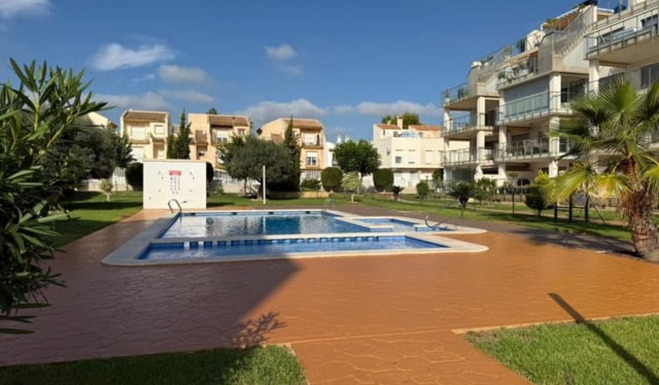 Resale - Apartment / Flat - Orihuela Costa