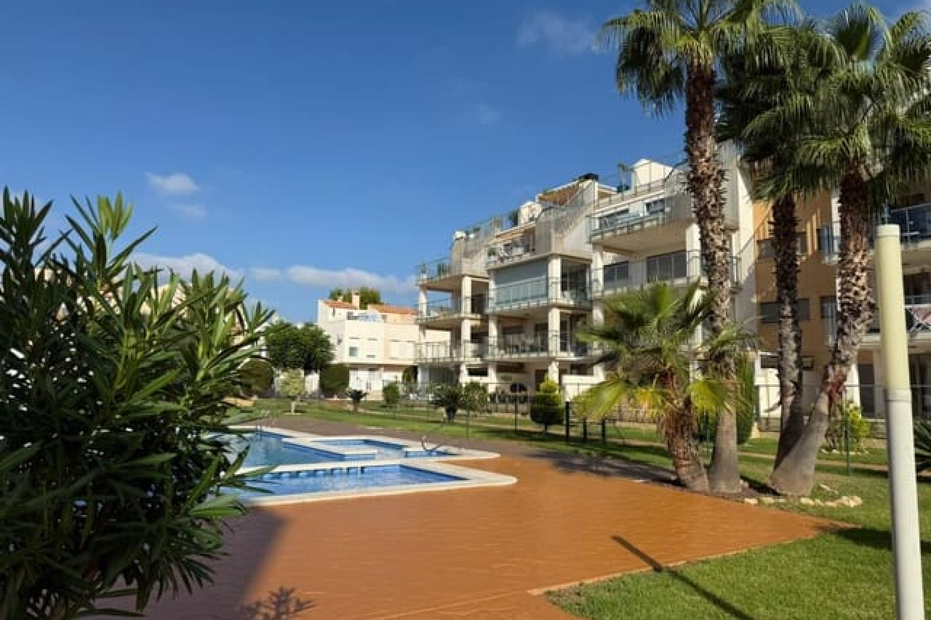 Resale - Apartment / Flat - Orihuela Costa