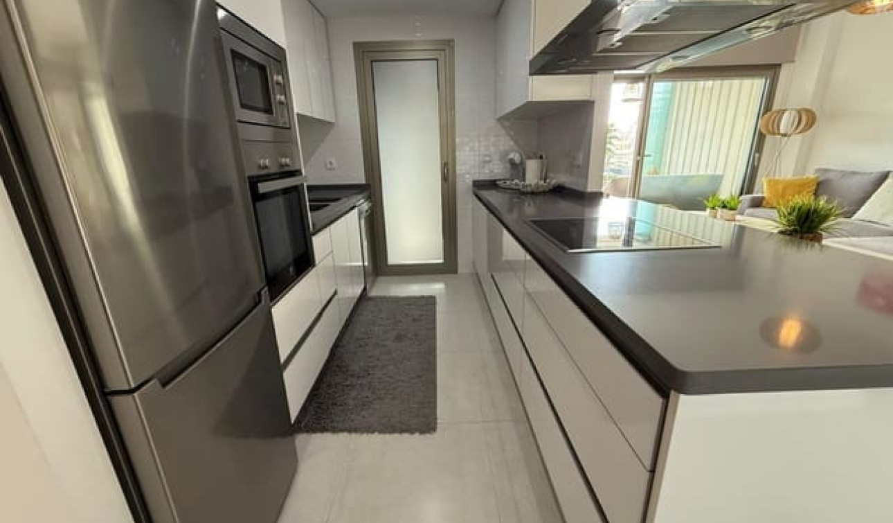 Resale - Apartment / Flat - Orihuela Costa