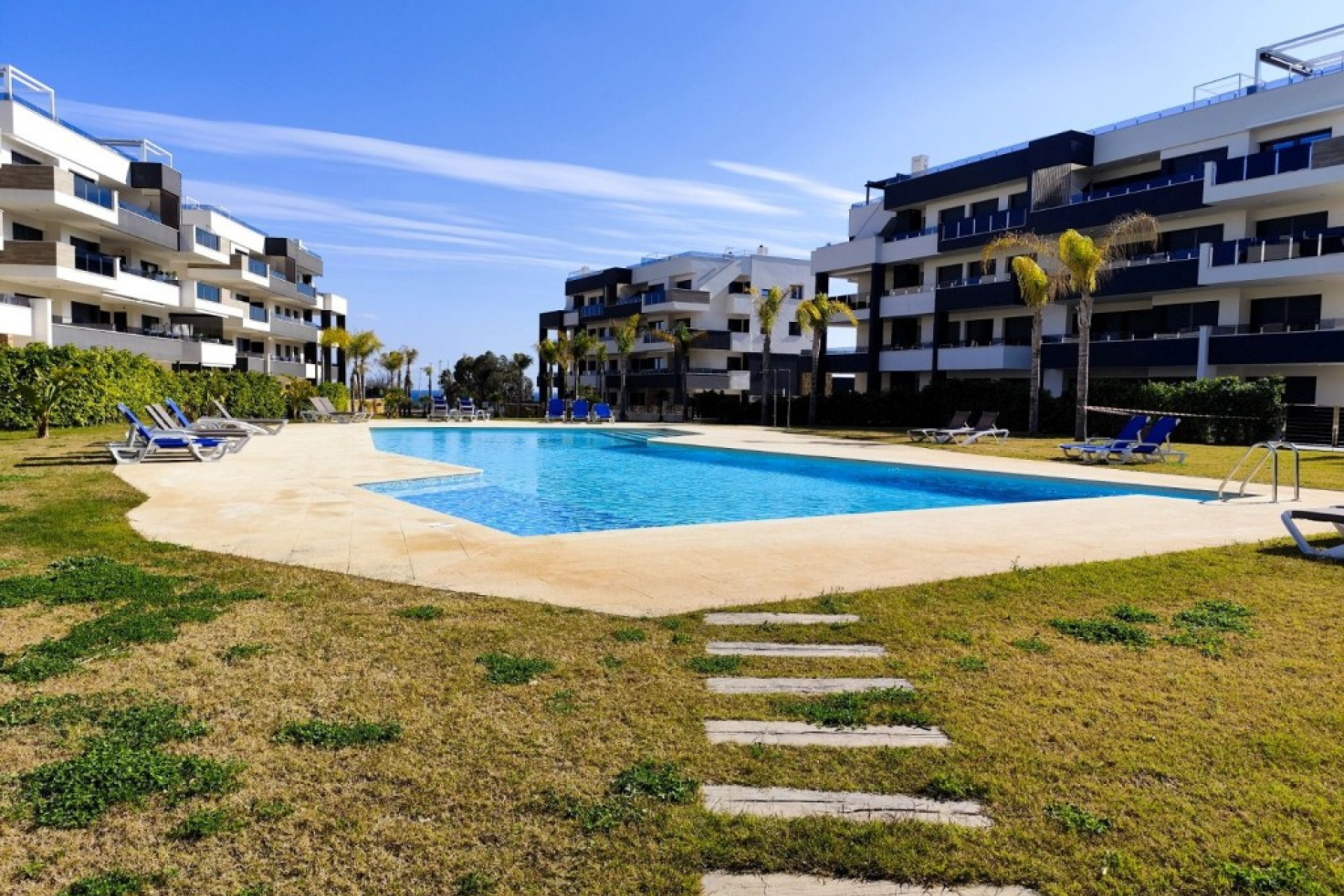 Resale - Apartment / Flat - Orihuela Costa
