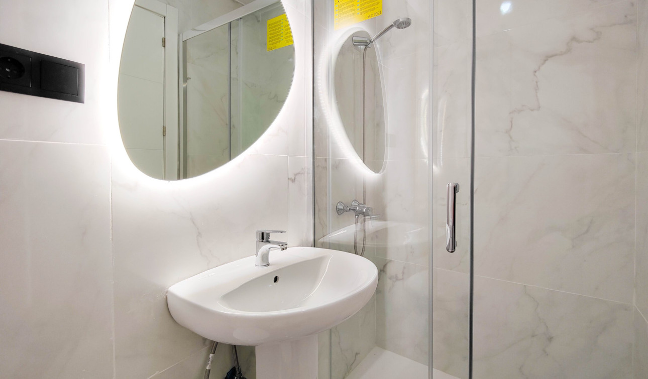 Resale - Apartment / Flat - Orihuela Costa