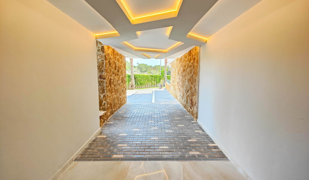 Resale - Apartment / Flat - Orihuela Costa