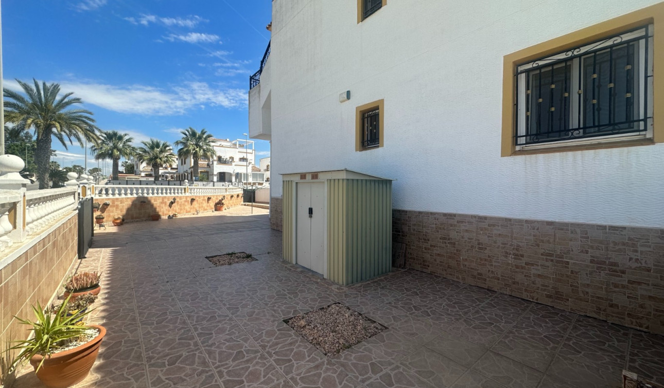 Resale - Apartment / Flat - Orihuela - Entre Naranjos